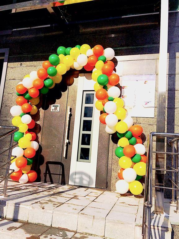 Vremena Goda Apartment In Astana Ngoại thất bức ảnh